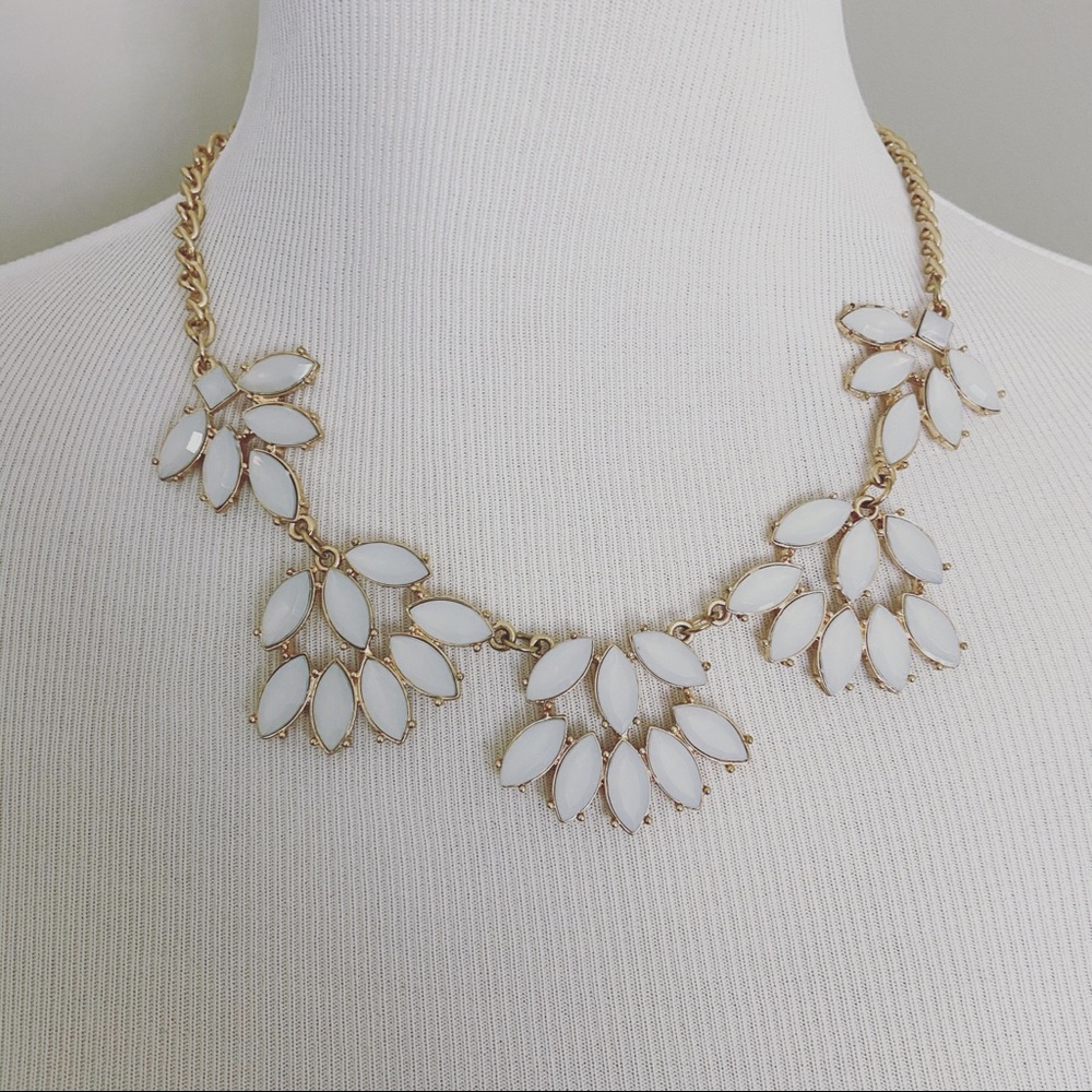 White necklace